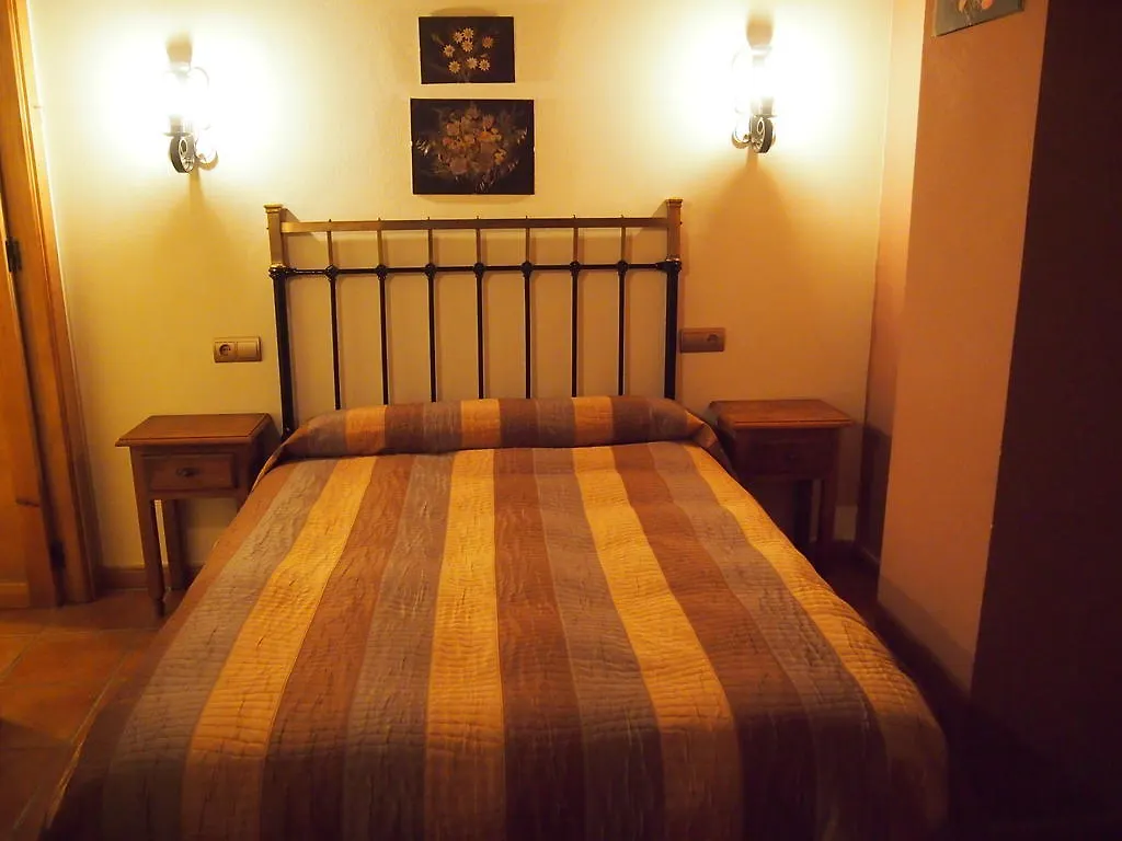 Hostal Vivienda Turística Rural Casa Camilo Segura de la Sierra España